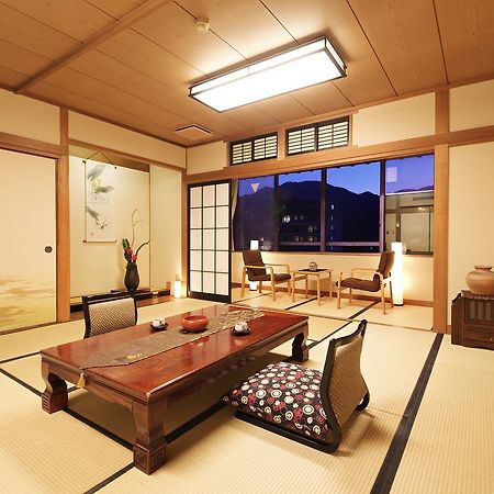 ホテル寿荘 湯村 エクステリア 写真